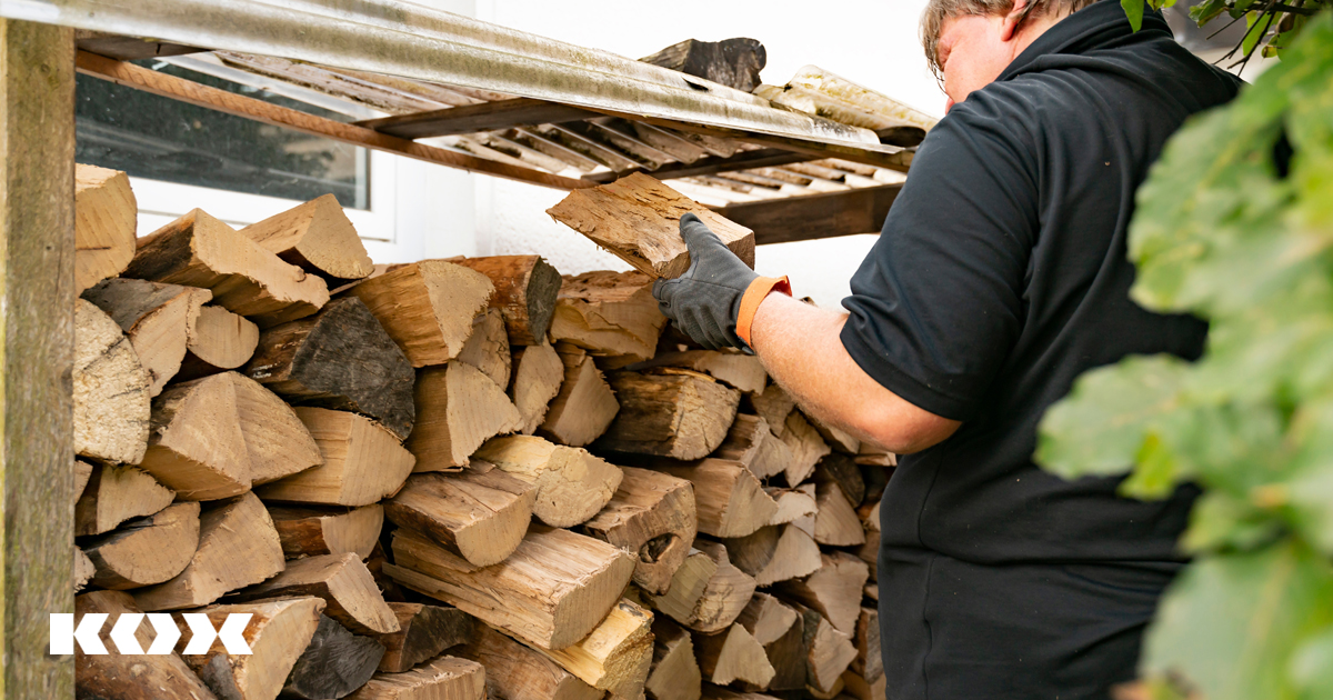 Stocker correctement le bois de chauffage et le bois de cheminée en hiver  et quel type de bois est approprié